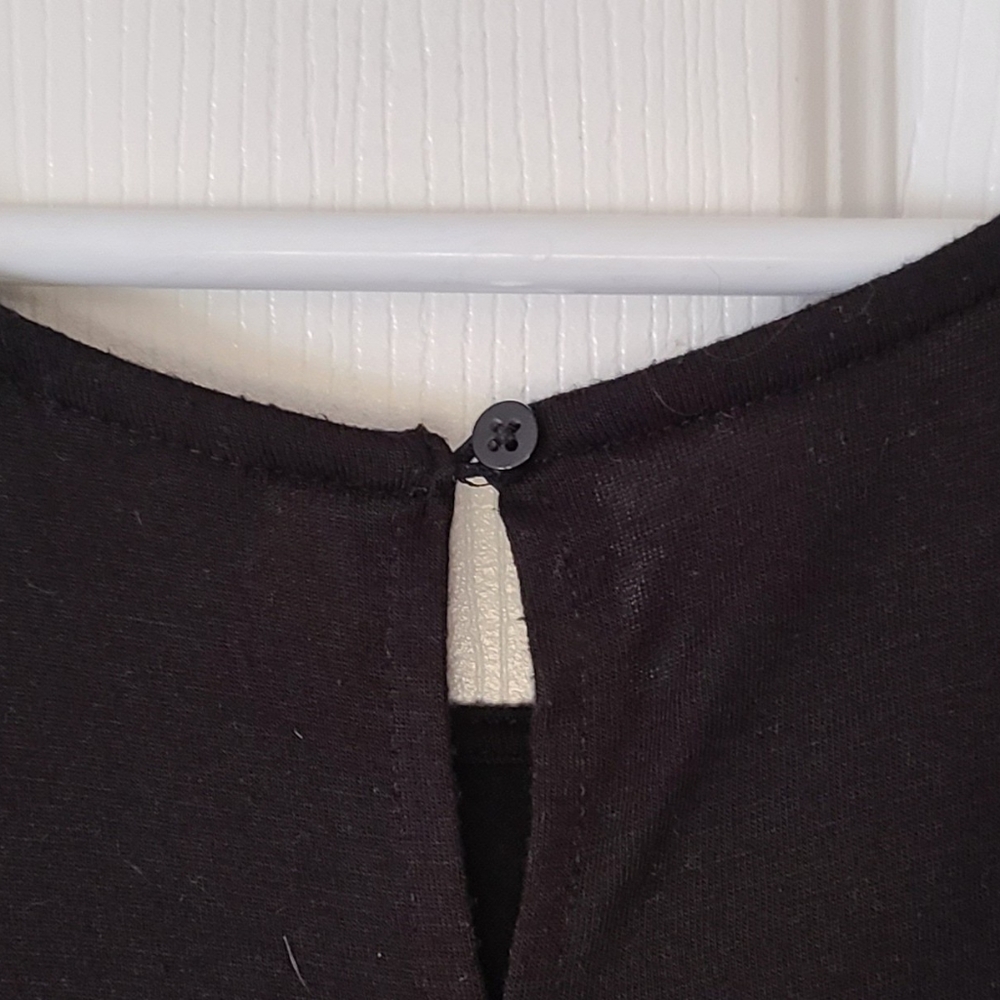 Ruffle-Bottom Top - Picture 3 of 4